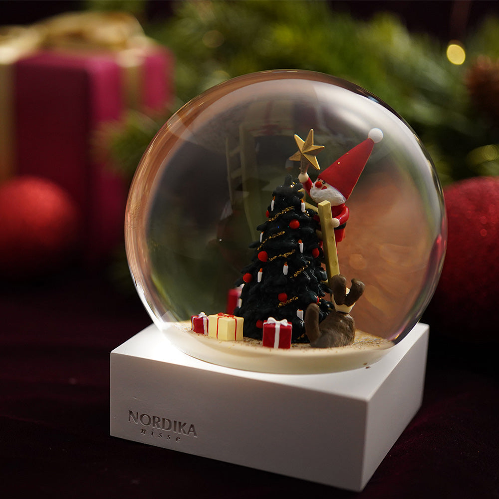 季節限定】NORDIKA nisse クリスマス スノードーム（飾りつけをする