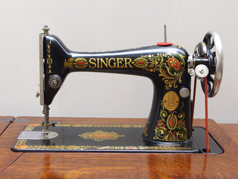 SINGER 66 シンガー製足踏みミシン足踏みミシン・手回しミシンの