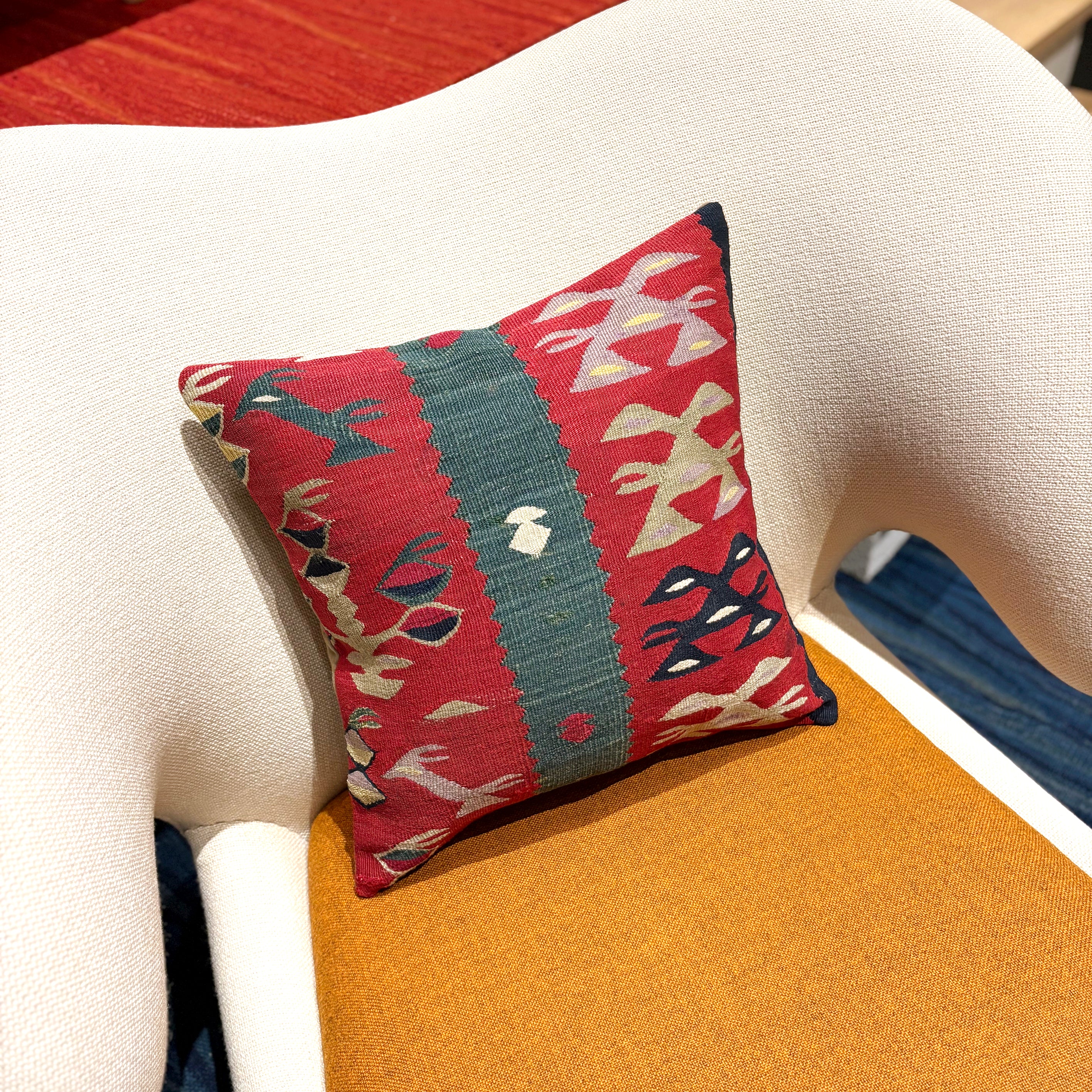 アンティークキリム キリムクッションカバー 40×40㎝ (C-15611