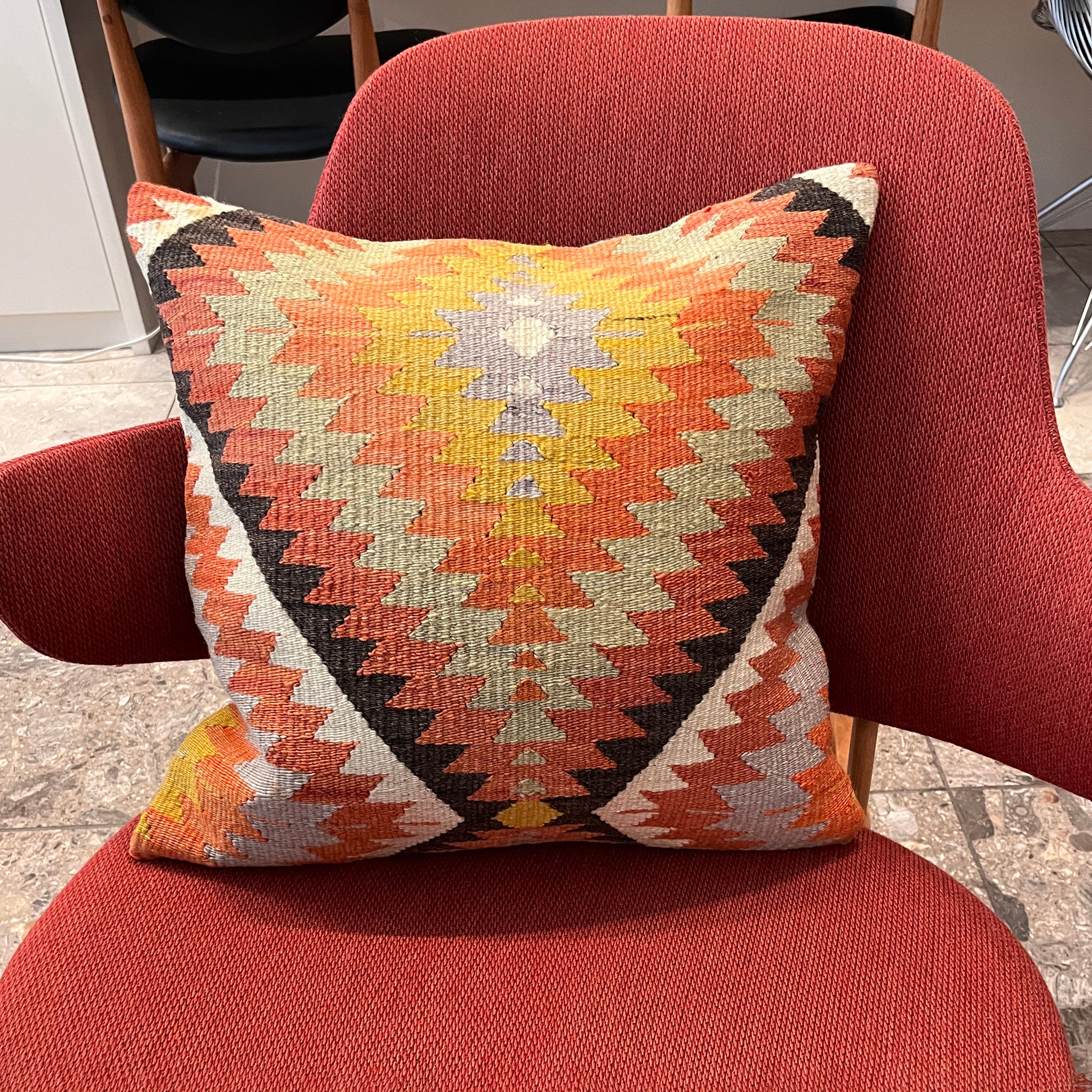 めっけもん ♡ 】オールドキリム キリムクッションカバー 45×45㎝ (C