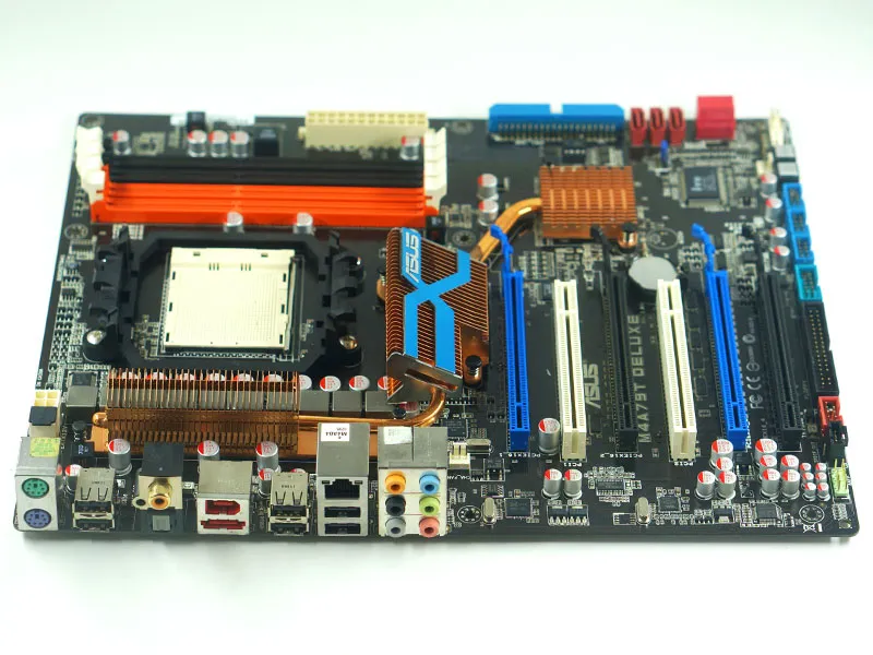 Asus M4A79T DELUXE マザーボード AM3 / 790FX