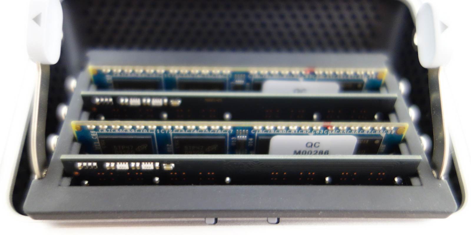 iMac Retina 5K(2015)のメモリ増設して24GBにした - MOL