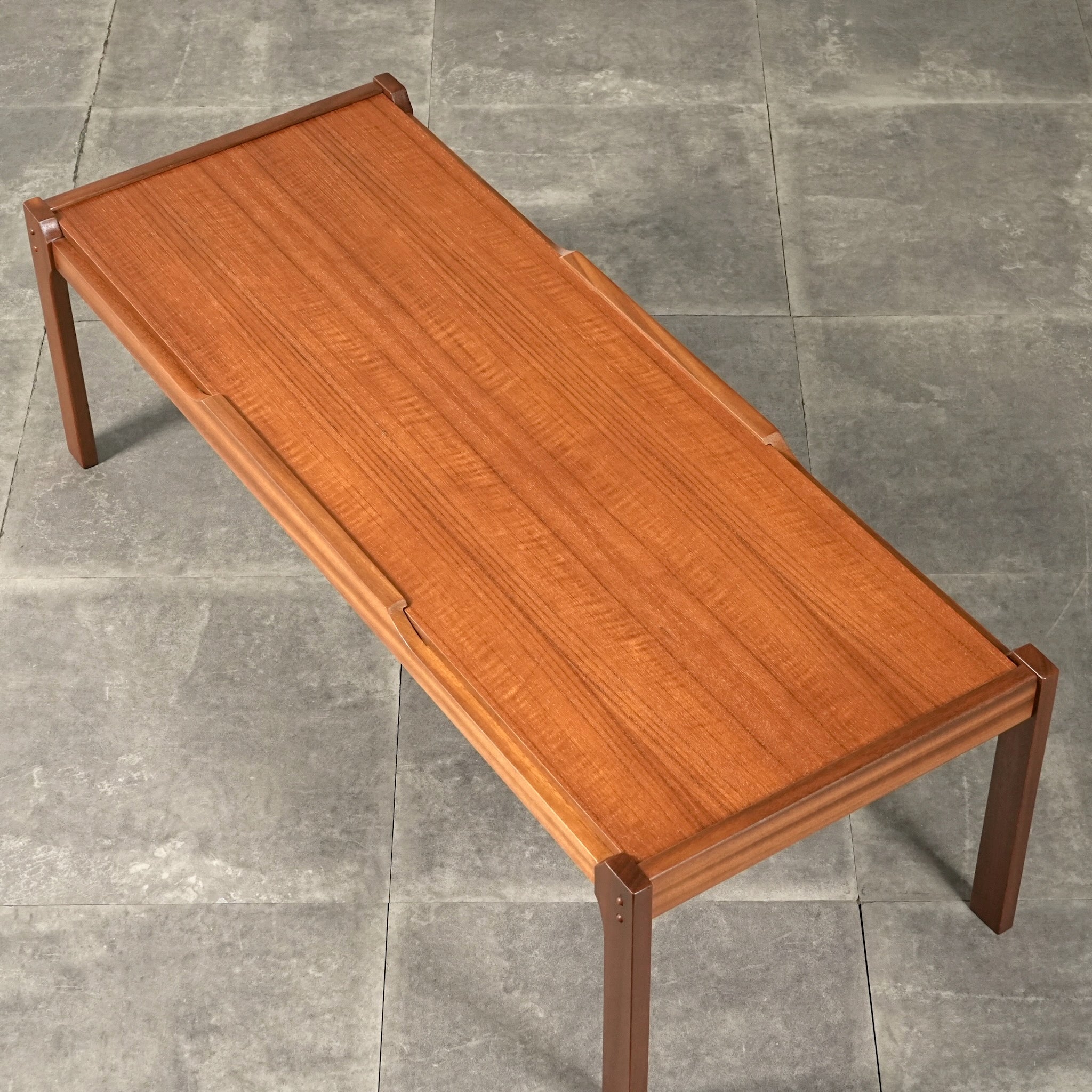 Myer】ヴィンテージ ローテーブル – TIME HYPE