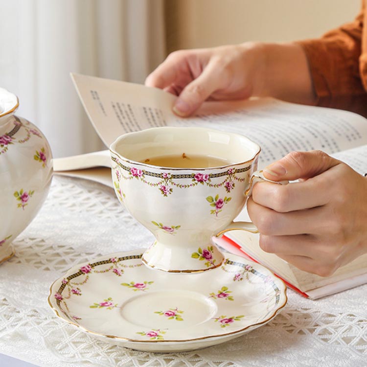 楽天市場】ティーカップ コーヒーカップ ソーサー セット 陶器