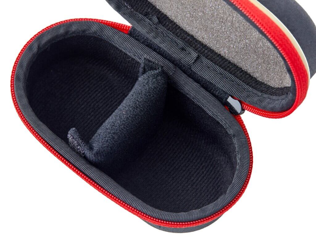 貴方の大切な替えスプールをお守りします！ハードでコンパクトな