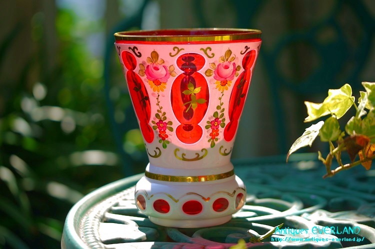 ボヘミアン 色被せ オーバーレイ クランベリー ガラス ベース 花瓶 花器