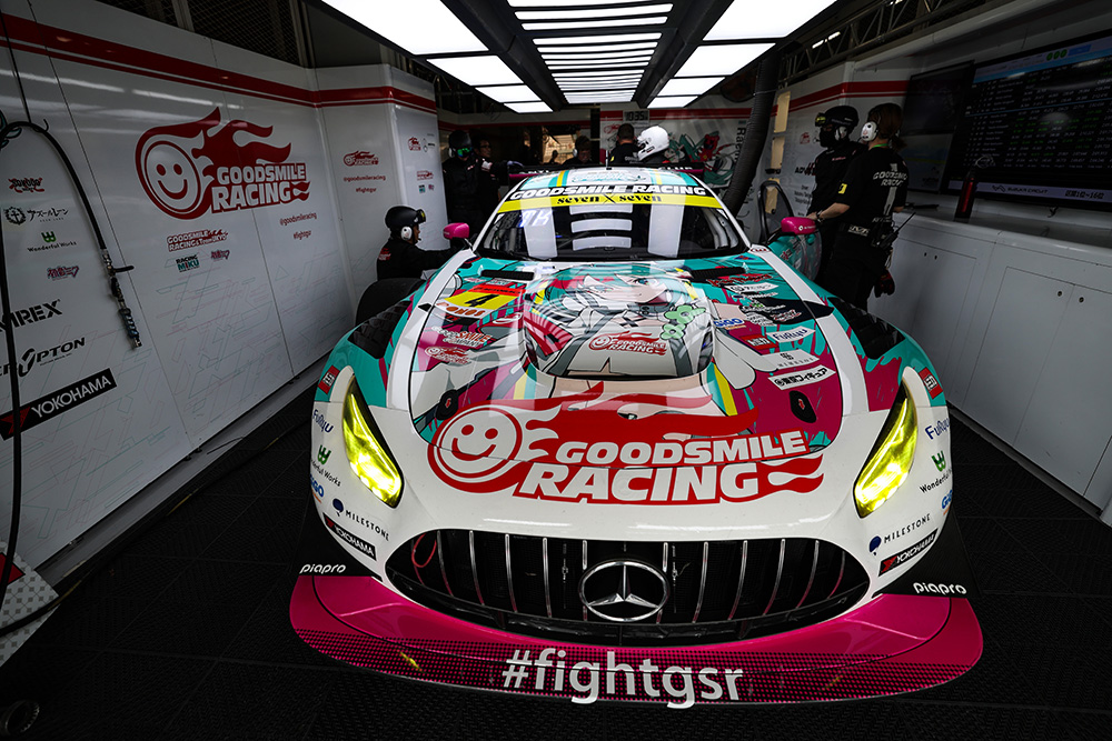 SUPER GT 2025 Rd.5 铃鹿赛车场相册| GOODSMILE RACING官方应援网站