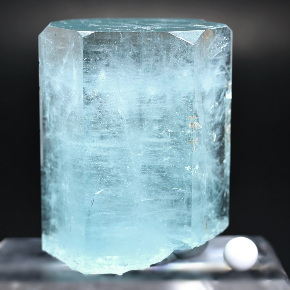 トップクォリティ]パキスタン産アクアマリン極太単結晶（このサイズで
