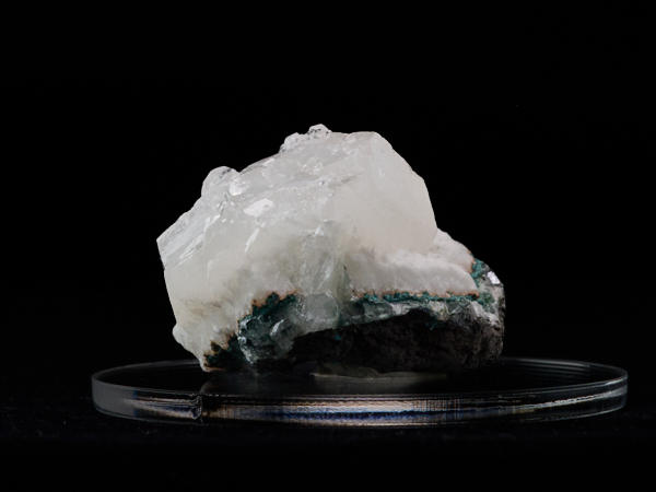 アポフィライト（ピンクヒューランダイト/カルセドニー入）［No.10