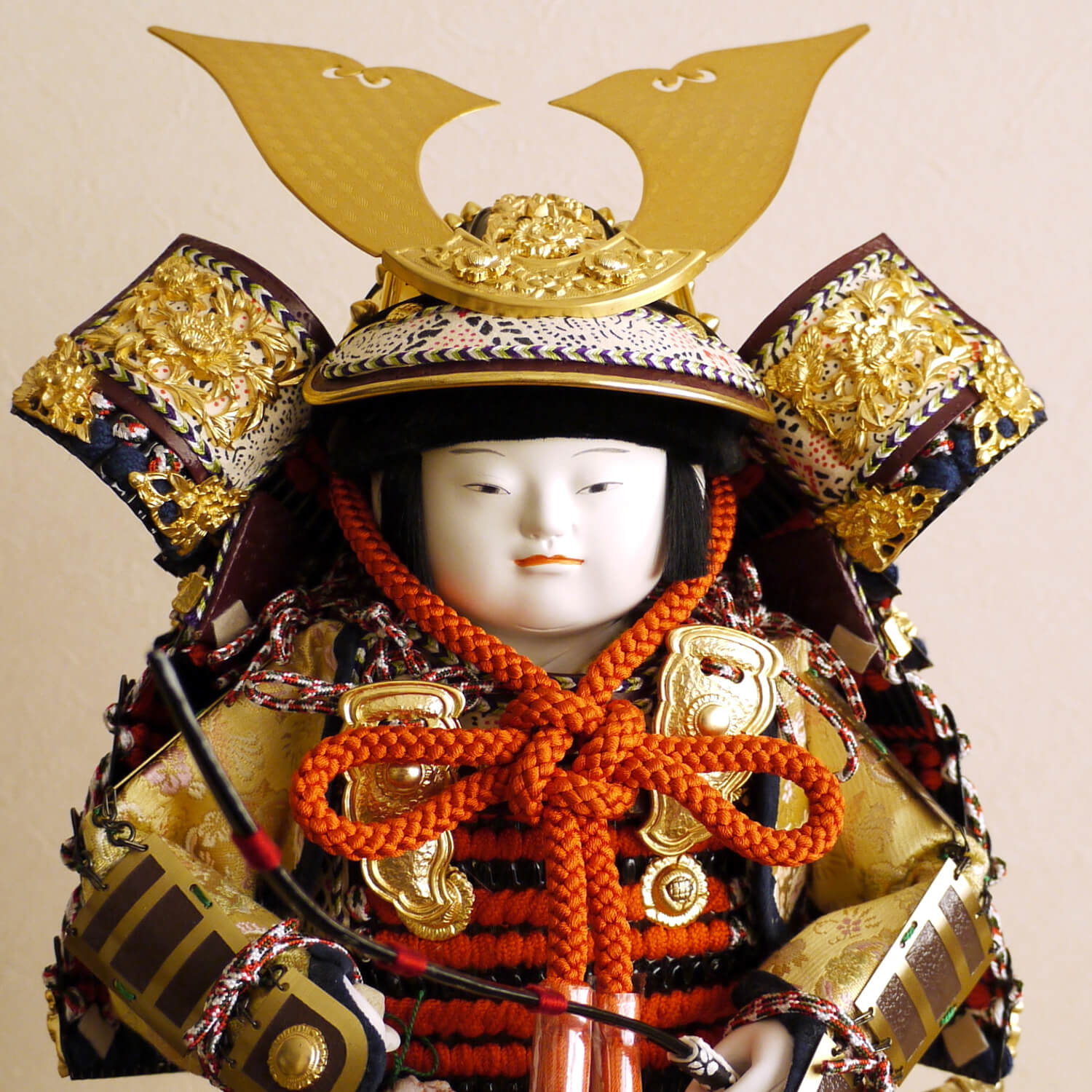 五月人形 京製六寸京鎧着大将 京鎧・平安武久×京頭・川瀬健山(描き目