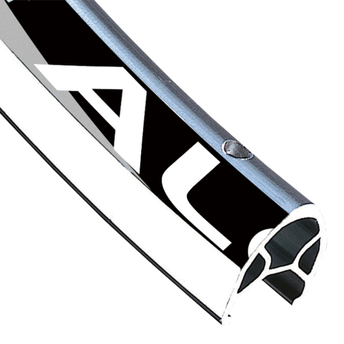 Robert Axle ProjectとコラボレーションしたChris Kingオリジナル