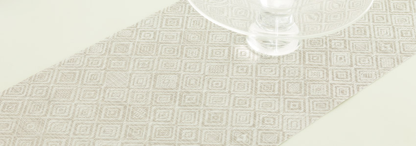 北欧的な感性を備えつつ、温かみと共に洗練された [Chilewich Mosaic