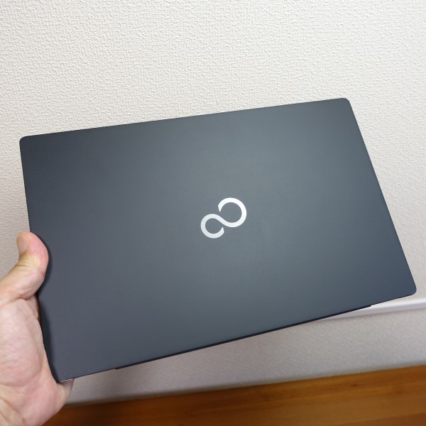 富士通LIFEBOOK WU-X/G2実機レビュー/富士通FMVパソコン比較購入ガイド