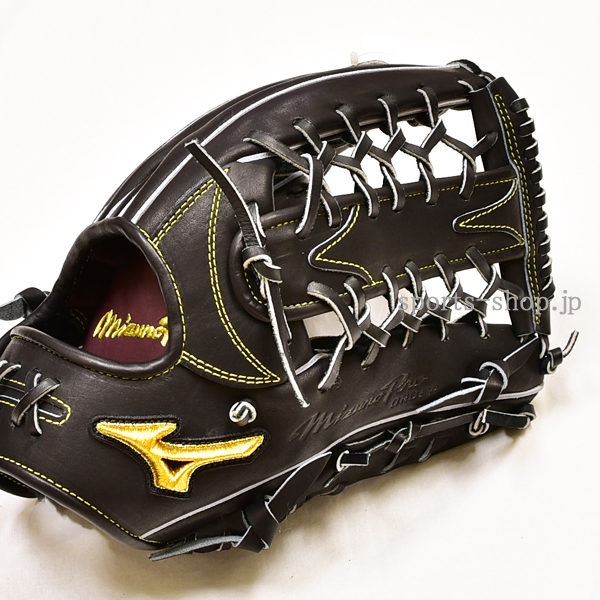 ミズノプロ 硬式用 オーダー 外野手用 AXI型 ブラック×ブラック紐