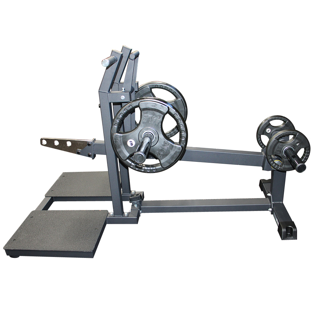 ベルトスクワット | 腰にベルトを装着してスクワットを行うマシンで