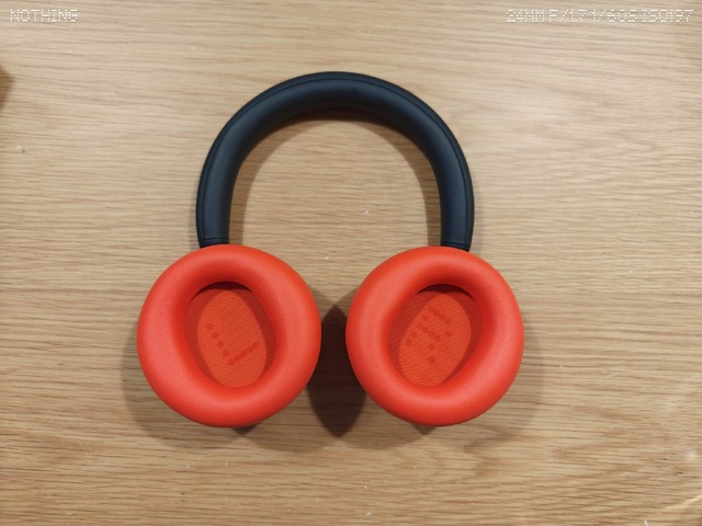 Nothingから交換可能なイヤークッションと100時間駆動のCMF Headphone