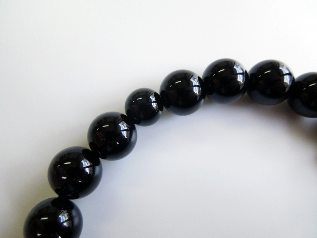 ブラックオニキス四分玉片手数珠黒二五房共仕立 お数珠の安田念珠店へ