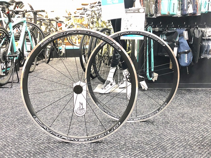 Campagnolo】伝統のG3組と35mmハイトのリムを採用した秀逸なアルミ