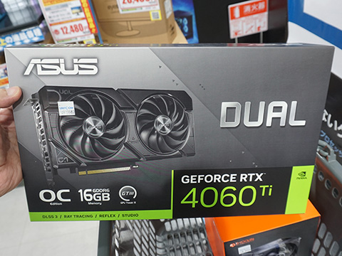 メモリ16GB版のGeForce RTX 4060 TiがASUSから、デュアルファン
