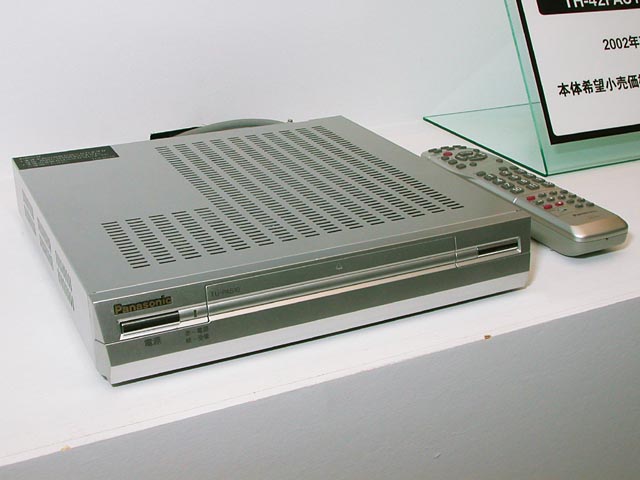 松下、地上波EPG搭載の42V/37Vチューナ内蔵プラズマテレビ