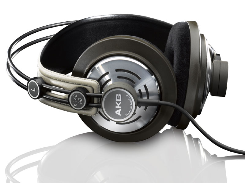ハーマン、AKG製の新ヘッドフォン「HIGH DEFINITION」