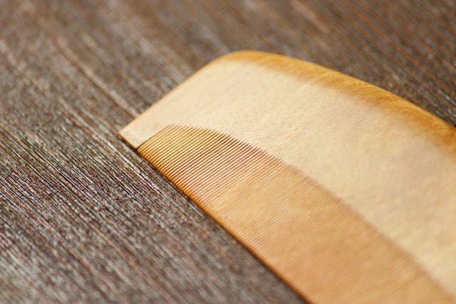 お六櫛】とき櫛 4寸 超細歯 『極』 みねばり | 【工房ふるかわや】木曽