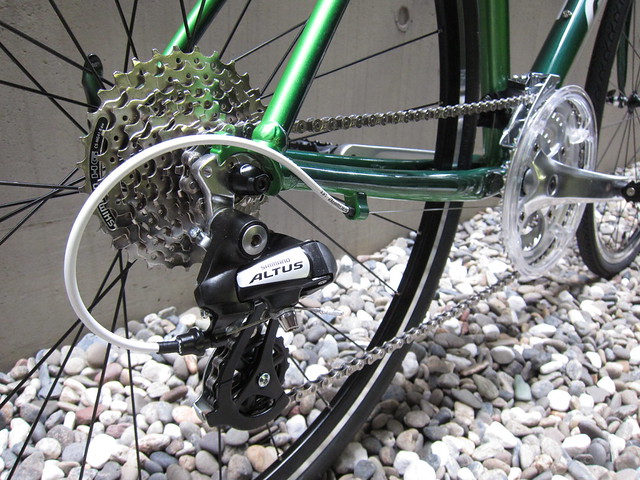 GIANTの人気クロスバイク 