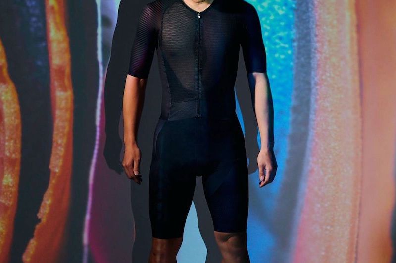 ビオレーサーの新型エアロスーツ「EPIC FULL BREEZE AEROSUIT」発売
