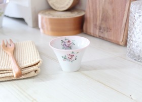 イマン プリンセスローズ － フレンチカントリーのバラ柄、レース雑貨