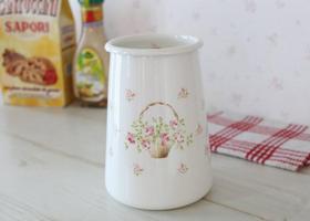 イマン ローズバスケット 陶器、ホーロー － フレンチカントリーのバラ