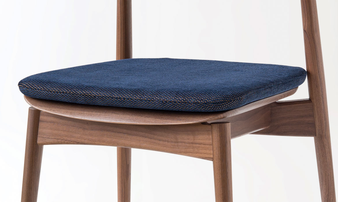 SEOTO/国産材限定商品 座クッション | 飛騨産業株式会社【公式