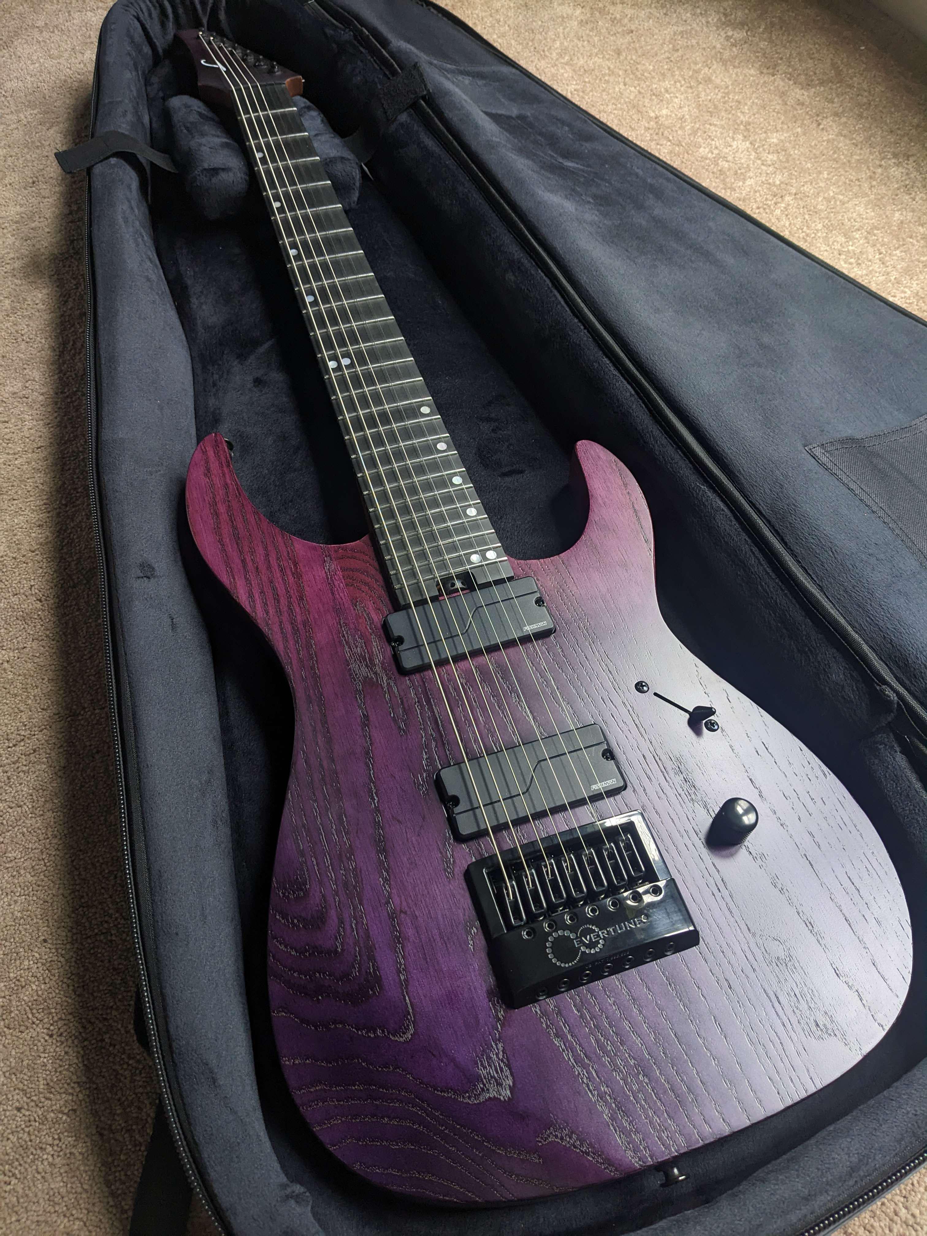 NGD! Legator N7EP Iris Fade : r/7String