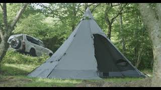 薪ストーブの設置を前提に設計したチムニーホール付き