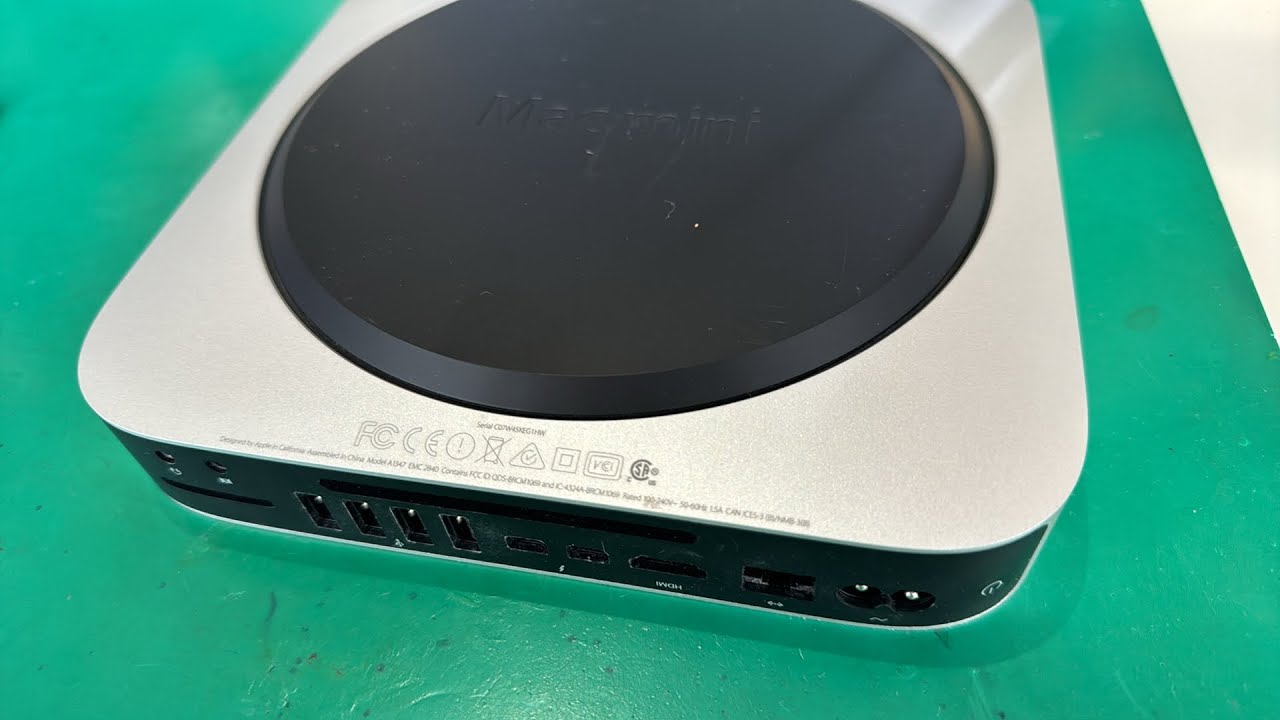Mac mini (Late 2014) 起動しないHDDハードディスク抜き出し分解修理