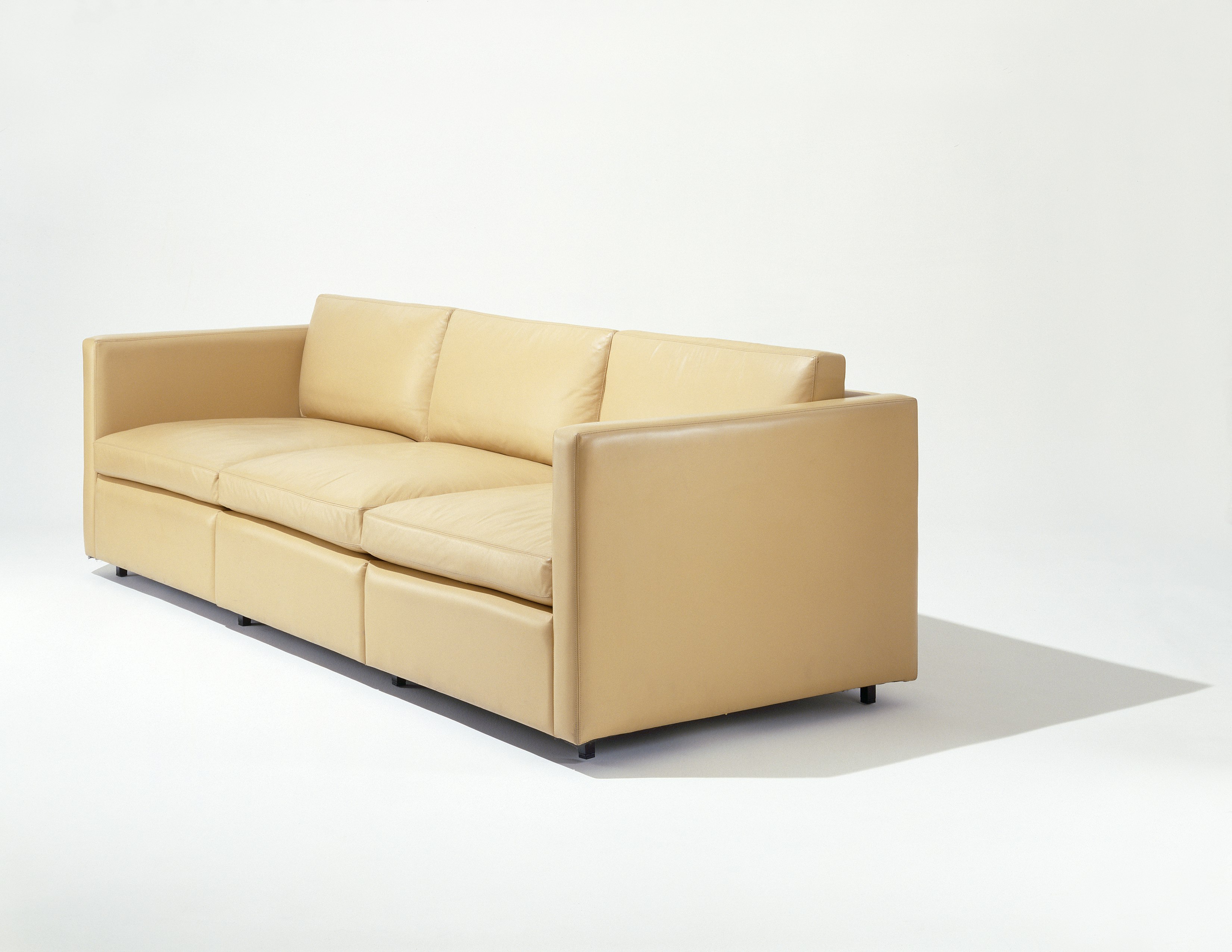 Pfister Sofa | Knoll