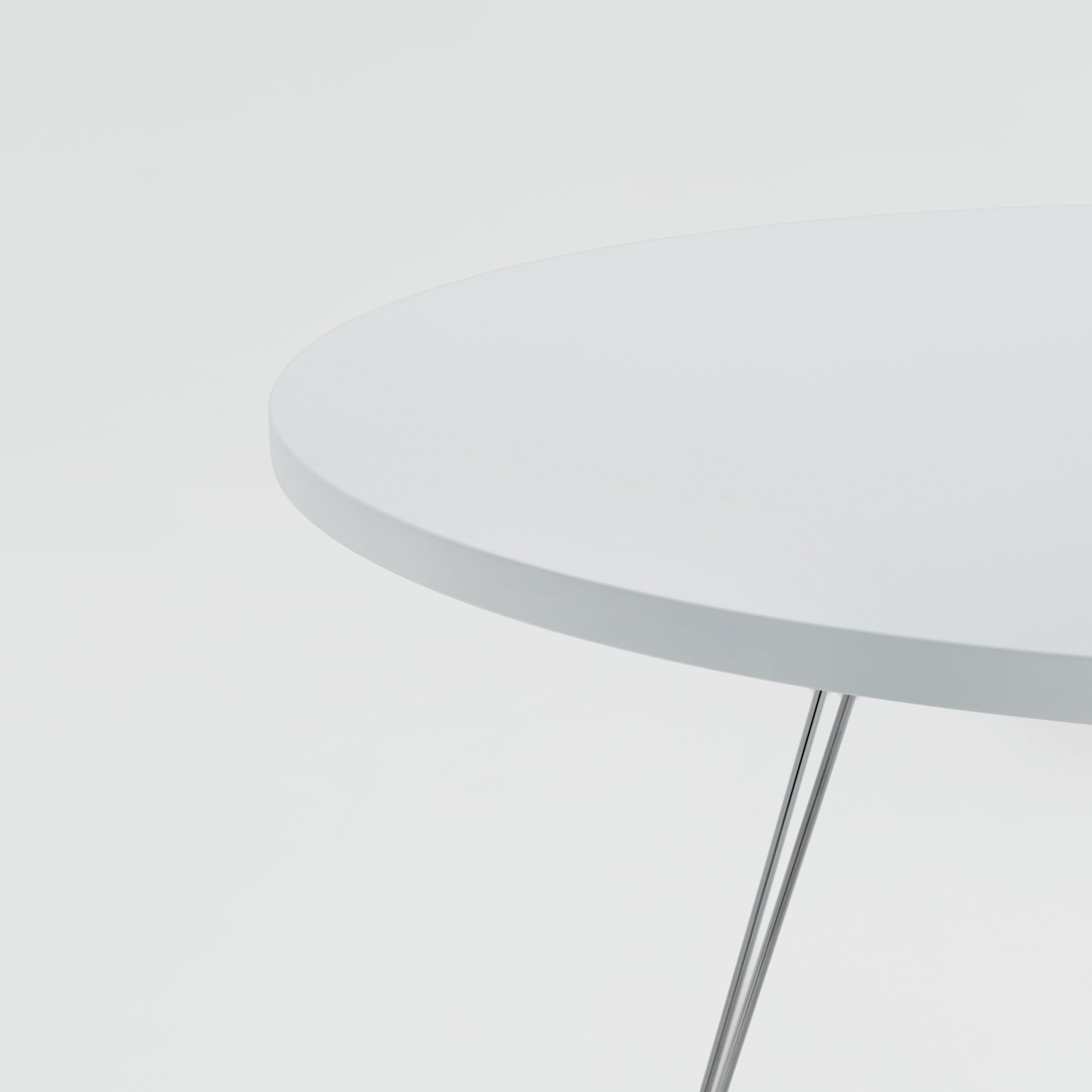 Magis Tavolo XZ3 Table – Design Within Reach