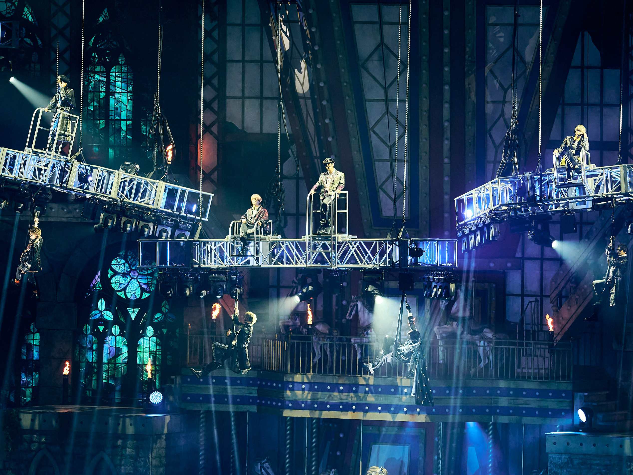 ダーク&ポップな世界観にムチュウ♡「Hey! Say! JUMP LIVE TOUR 2024