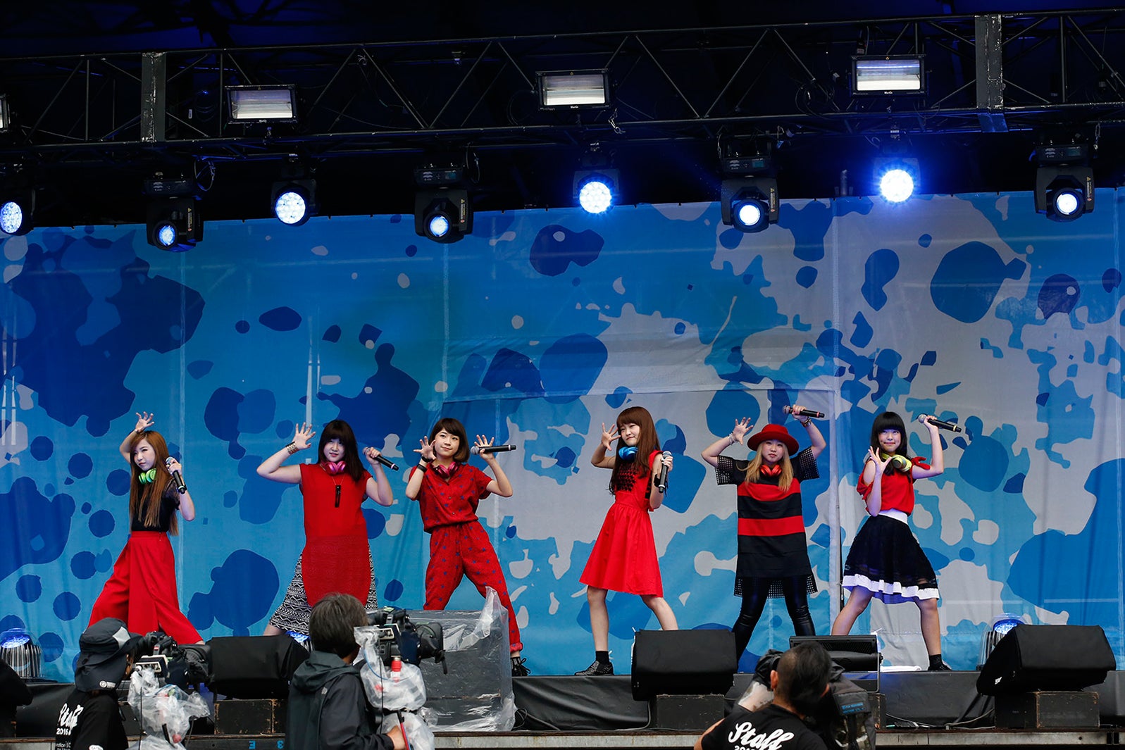 Little Glee Monster、初ステージで圧巻の歌声響く＜セットリスト