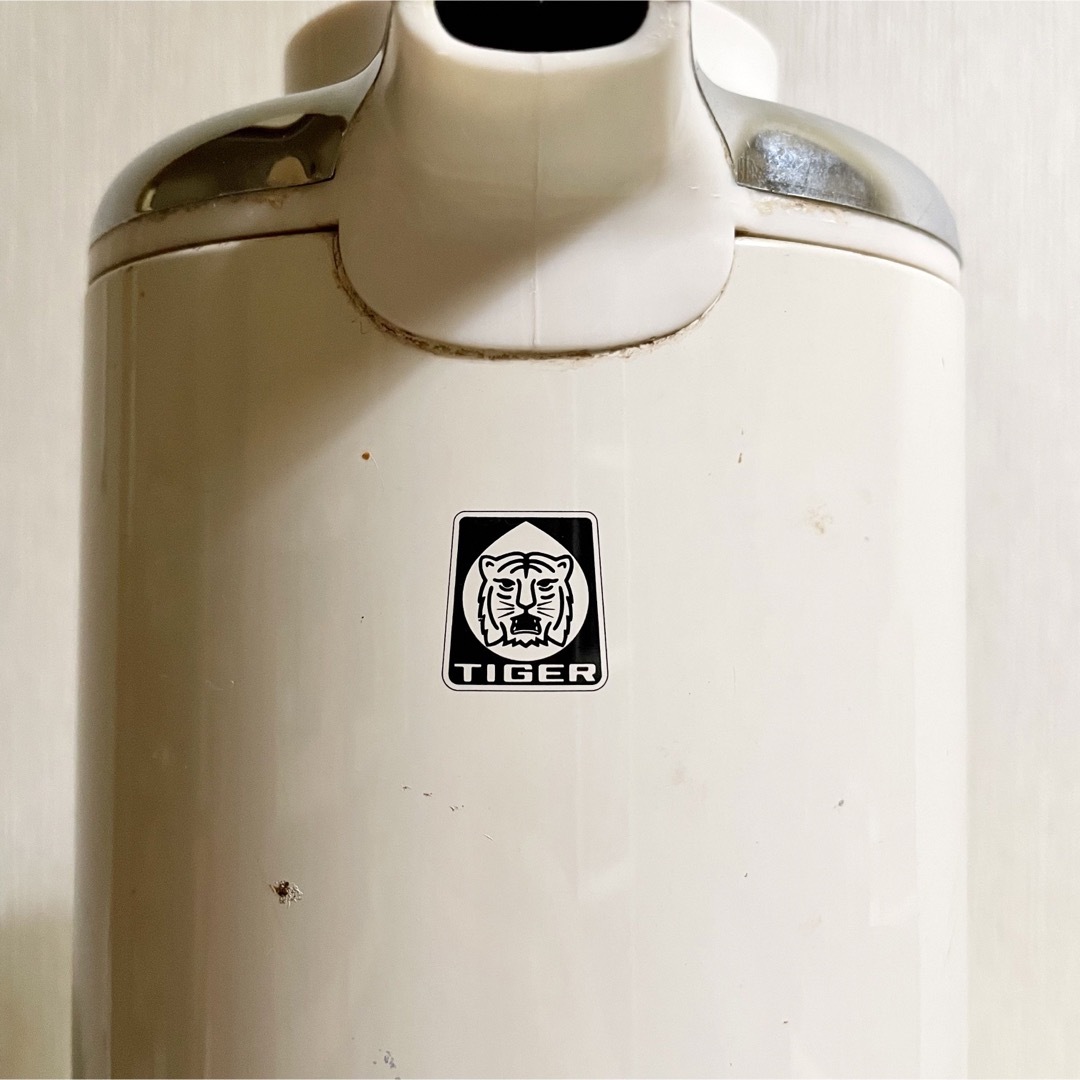 TIGER - 昭和レトロポップ タイガー魔法瓶 ポット ピンクとグリーン