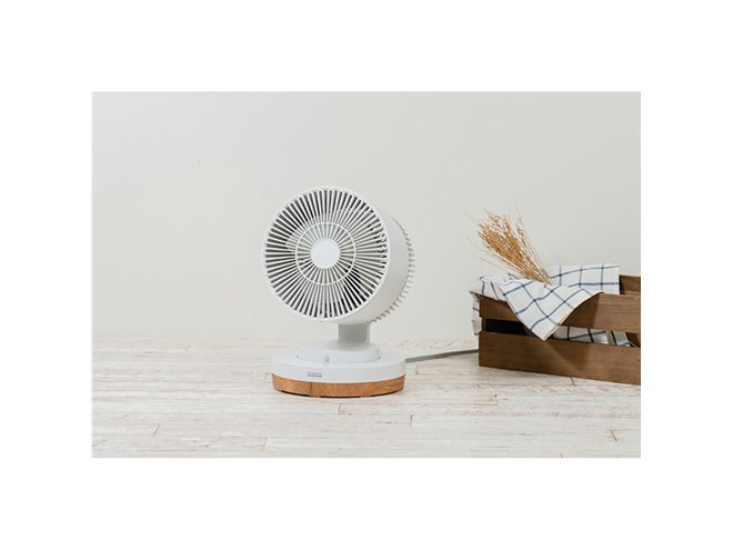 PRISMATE、送風/温風機能搭載で1年中使えるサーキュレーター「PR-F088