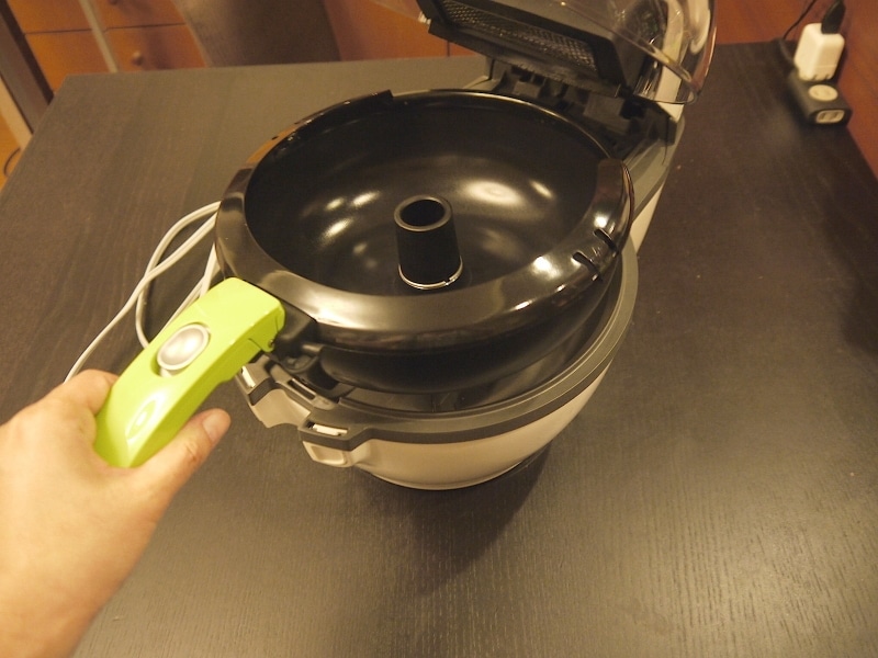 T-falの自動で混ぜるフライパン「アクティフライ」 [フライヤー・ノン