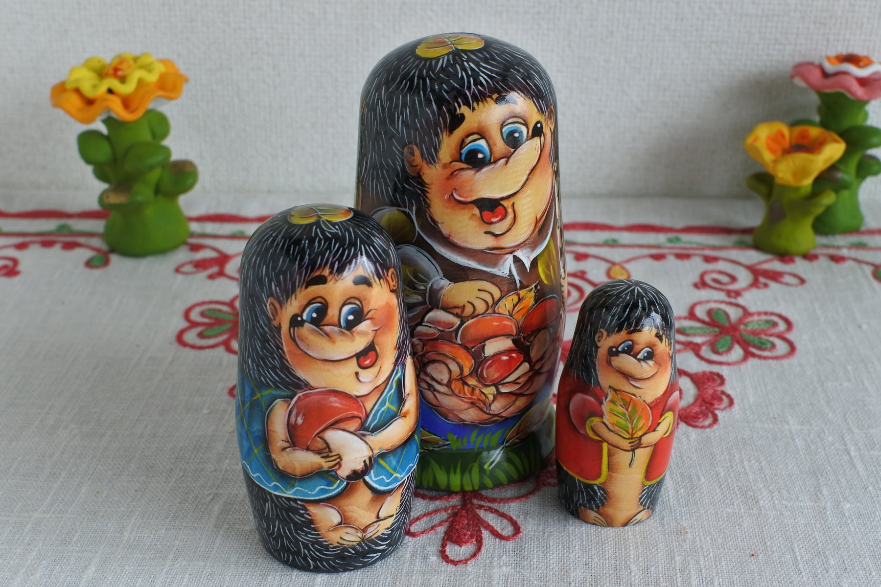 マトリョーシカ ハリネズミ 3ピース ロシア民芸品 ロシア雑貨いりえの