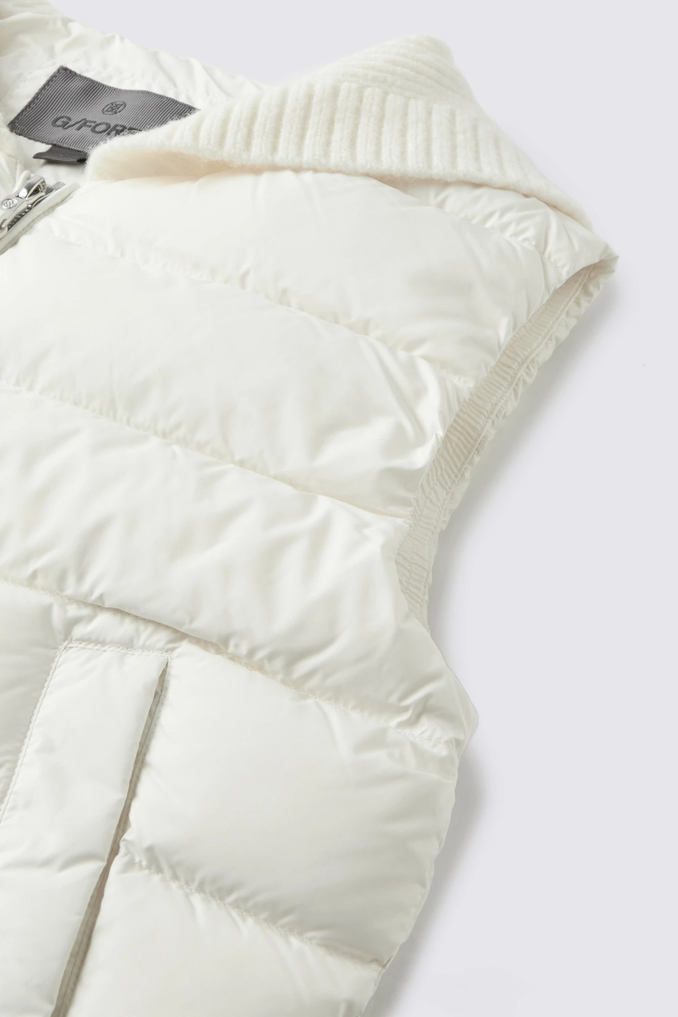 ダウンベスト / G/FORE（ジーフォア）のジャンパー通販 | G/FORE JAPAN