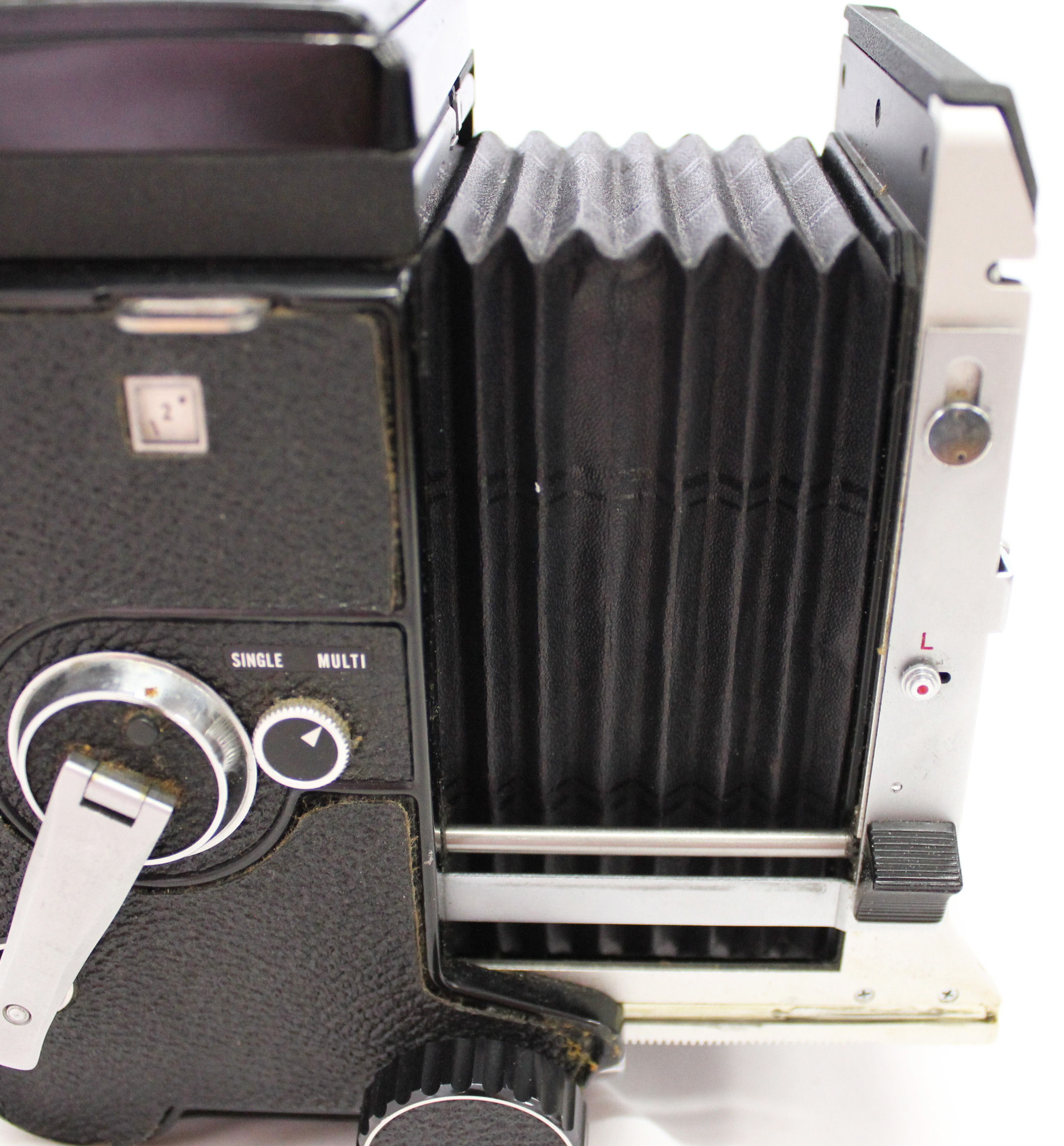 Mamiya C330 Professional Camera with Mamiya-Sekor DS 105mm F3.5