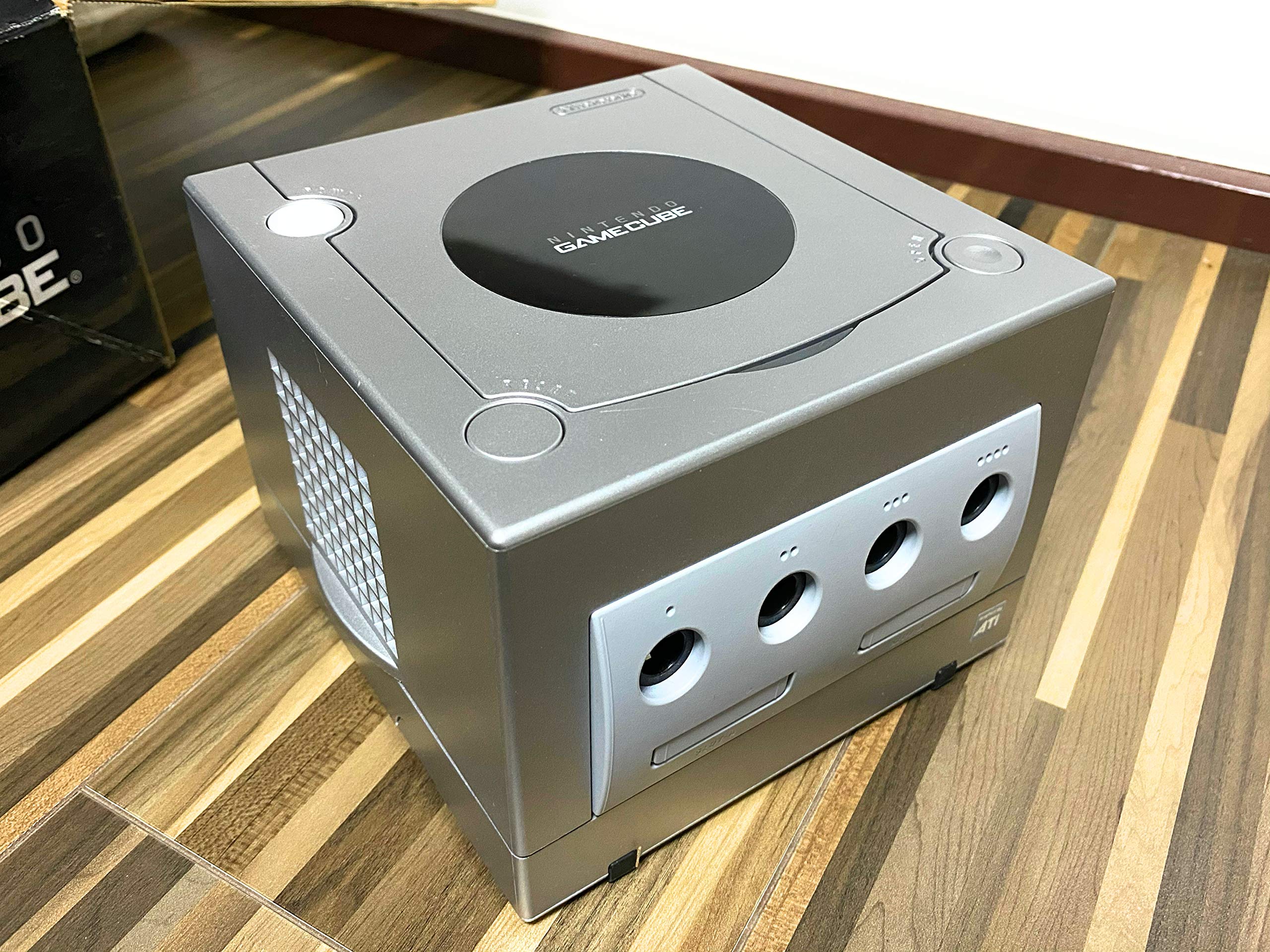 Amazon | NINTENDO GAMECUBE シルバー【メーカー生産終了】 | 本体