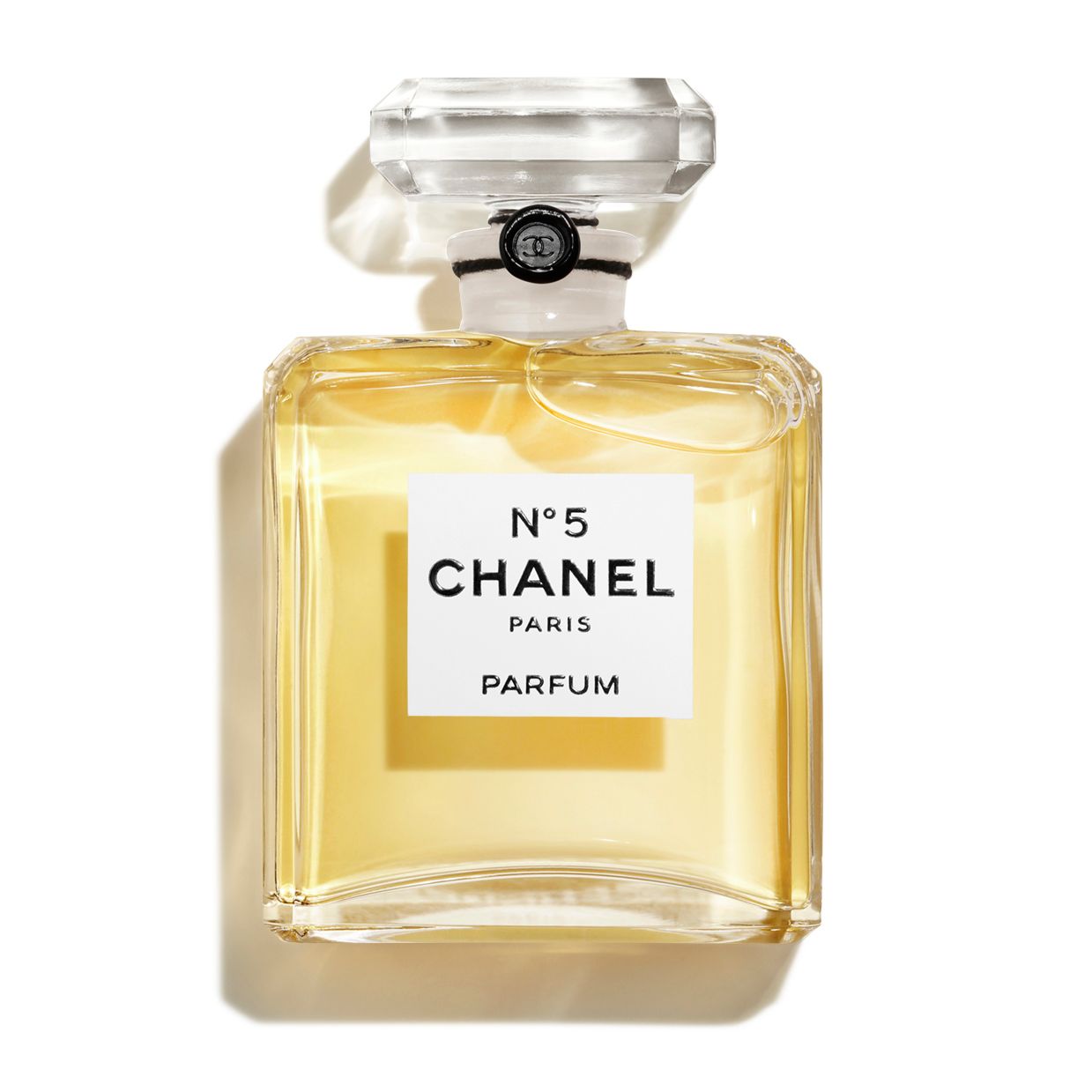 世紀を超えるレガシーから「チャンス」最新作まで。シャネルの40の