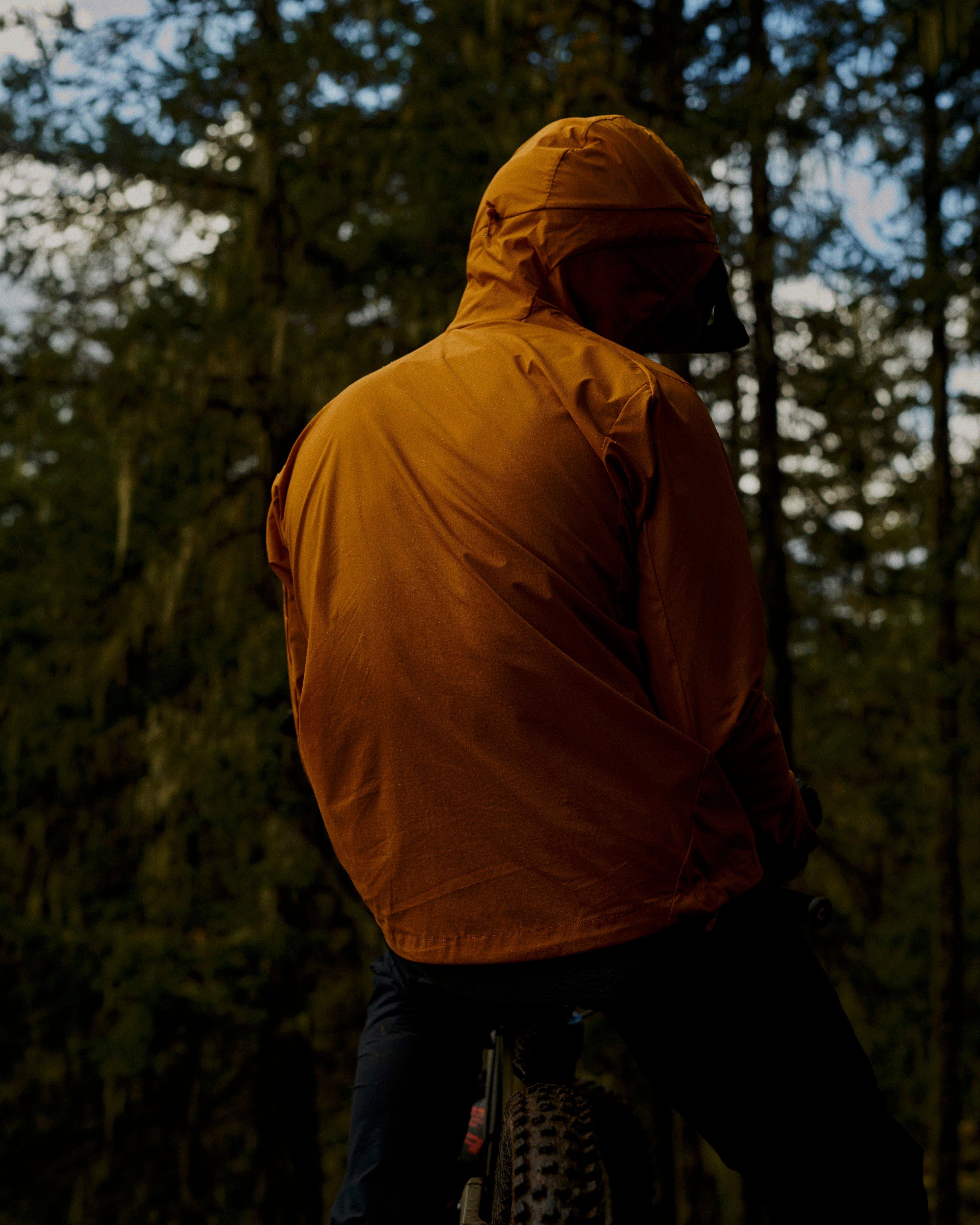 トレイル ライトウェイト ジャケット | Rapha