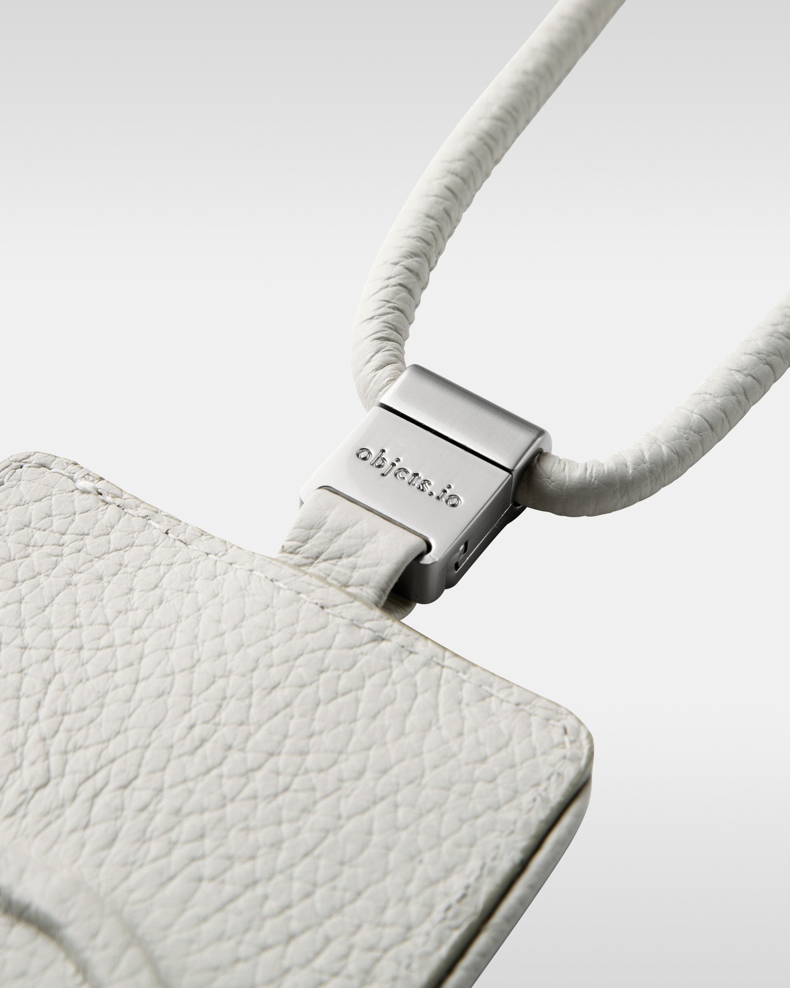 レザー製 iPhoneケース セット / 着脱可能ストラップ付スマホケース