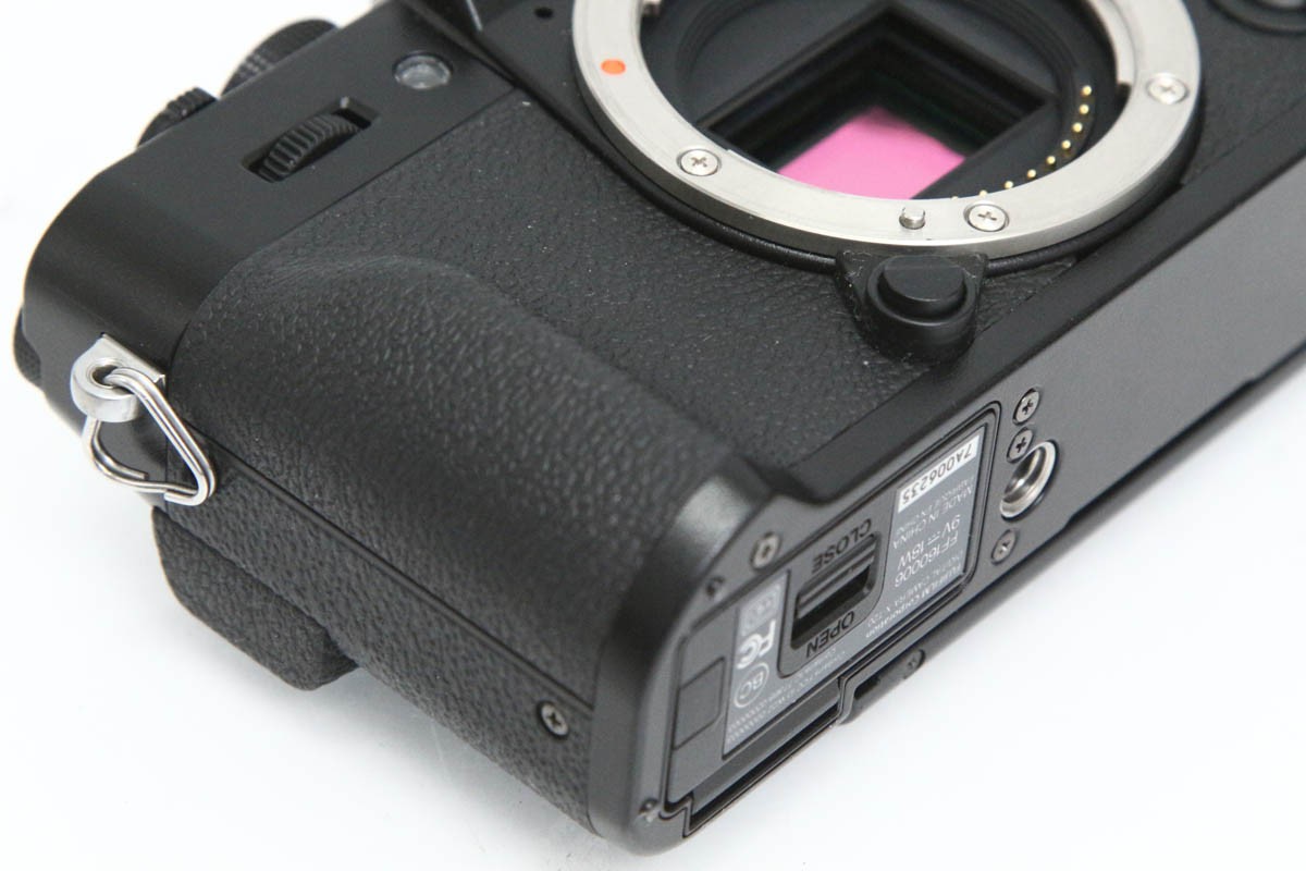 FUJIFILM X-T20 ボディ [ブラック]（センサー清掃済） CA01-R3941-2P4