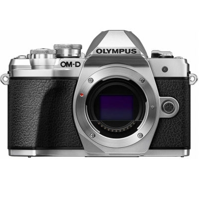 カメラ初心者のパパにもママにも優しい一眼「OM-D E-M10 Mark III